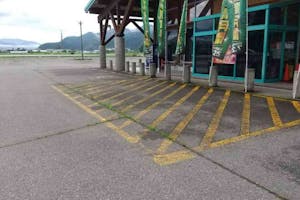 【ダイナム福井勝山店ゆったり館】キッチンカーやプロモーションイベントの開催に最適なアミューズメント施設のイベントスペース