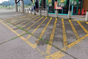 【ダイナム福井勝山店ゆったり館】キッチンカーやプロモーションイベントの開催に最適なアミューズメント施設のイベントスペース