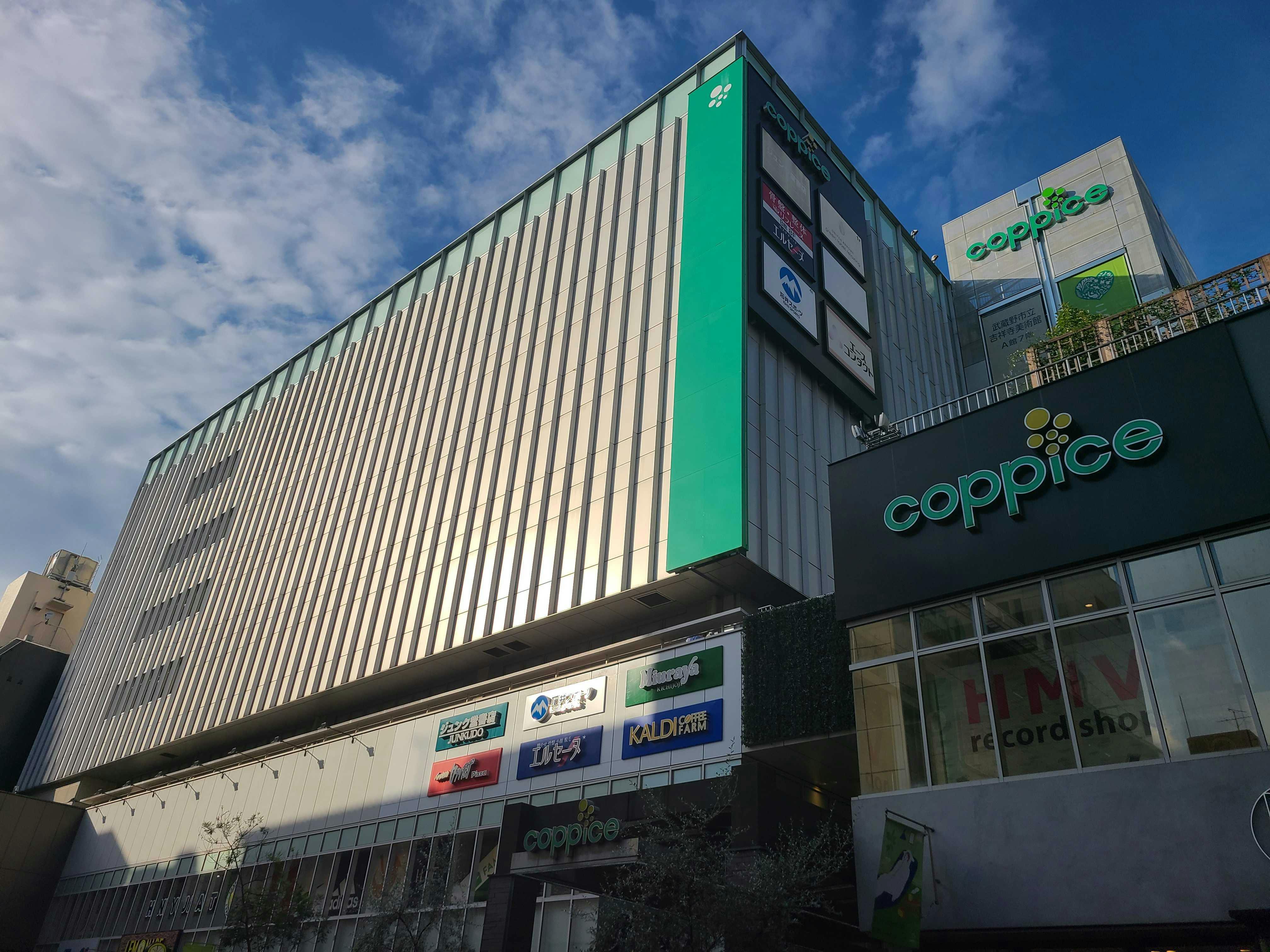 【コピス吉祥寺】物販や食物販に最適なGREENING広場入口横の視認性の高いスペース(A館3FGREENING広場入口横)