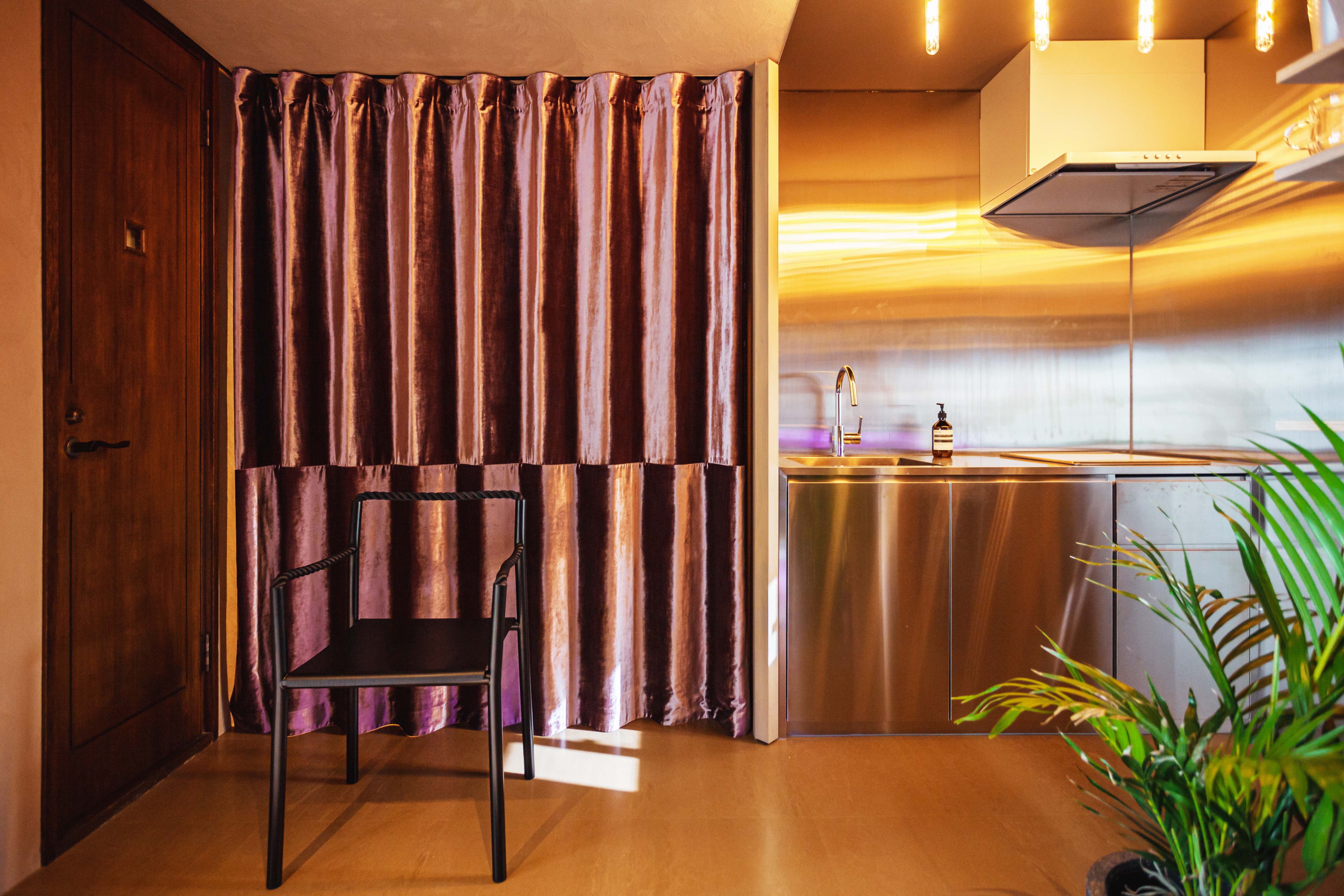 【新大久保駅4分】 柔らかな自然光差し込むヴィンテージモダンなハウススタジオの画像15