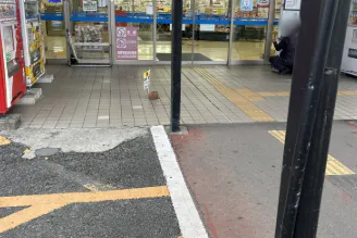 【エフマート津南】屋外通路横 販促プロモーションに最適な屋外催事イベントスペース