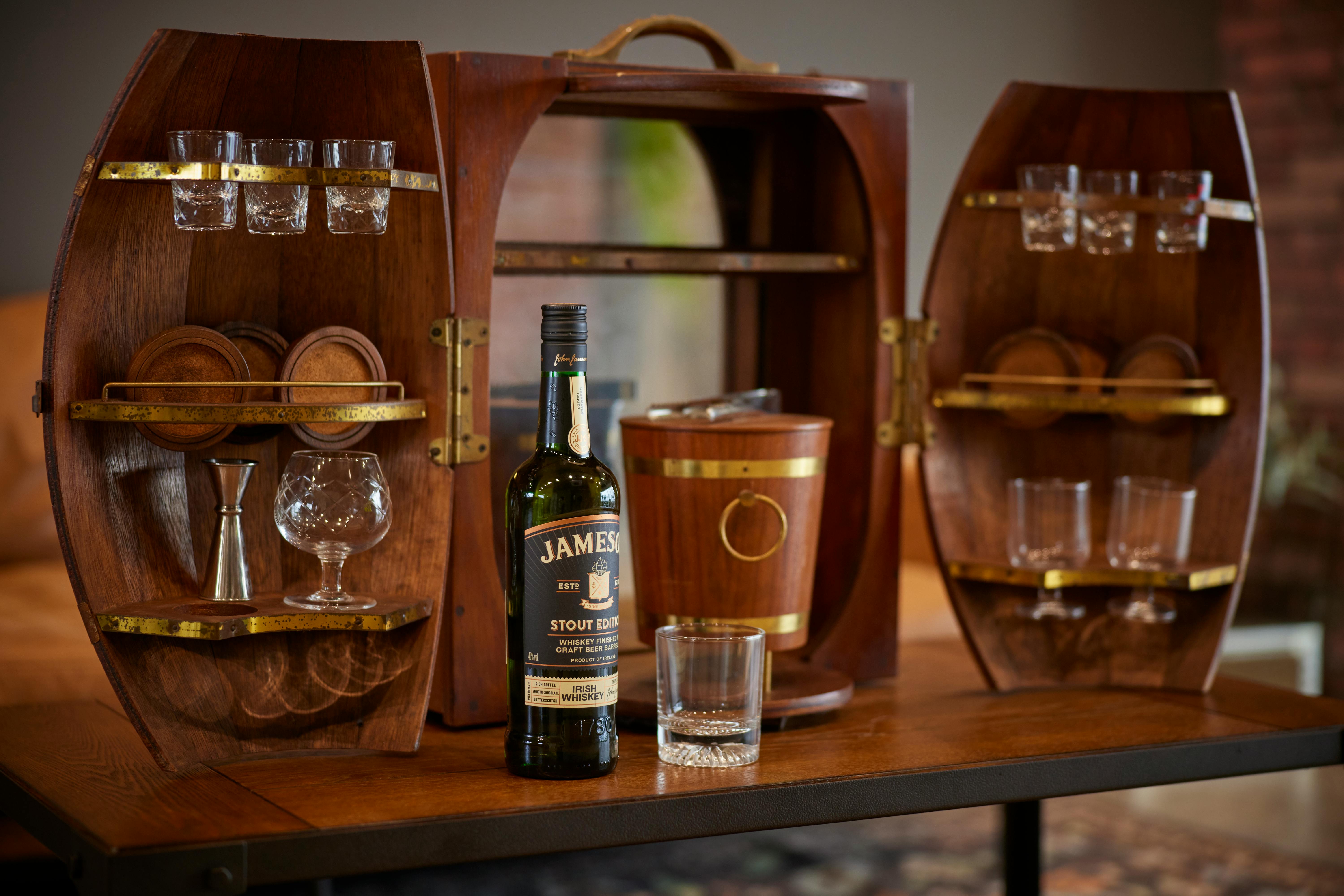 【鶯谷駅3分】24時間利用可能なおしゃれなヴィンテージスペース 展示会やワークショップ開催におすすめ!