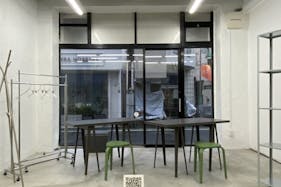 【自由が丘ひかり街|17号】アパレル・小物雑貨のポップアップストアやセール会場に適した女神通りに面した自由が丘の商店街内イベントスペース(什器レンタル 無料)