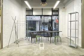 【自由が丘ひかり街|17号】アパレル・小物雑貨のポップアップストアやセール会場に適した女神通りに面した自由が丘の商店街内イベントスペース(什器レンタル 無料)