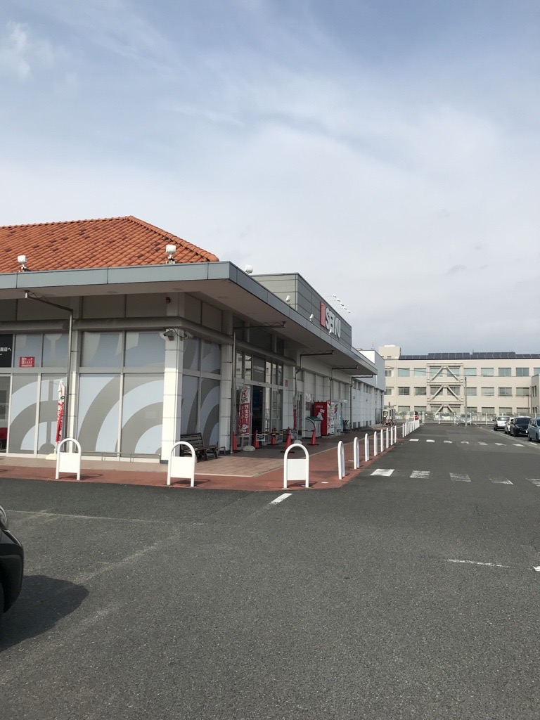【西友　岐阜華陽店】店頭 軒下　キッチンカーや、プロモーション用途、物販、食物販のポップアップストアに最適なスーパー屋外軒先の催事イベントスペース
