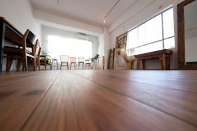 【初台駅8分】ロケや撮影会等の撮影用途やワークショップに最適な自然光が差し込むイベントスペース