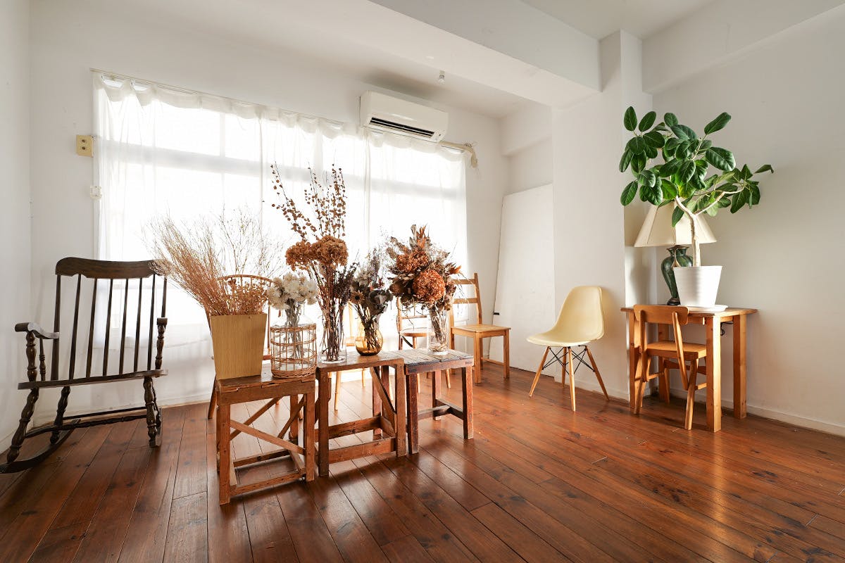 【初台駅8分】ロケや撮影会等の撮影用途やワークショップに最適な自然光が差し込むイベントスペース