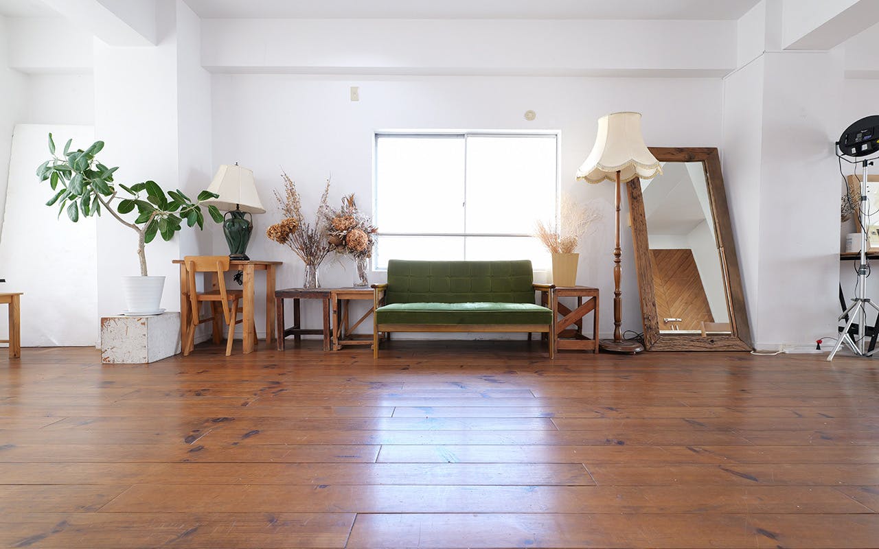 【初台駅8分】ロケや撮影会等の撮影用途やワークショップに最適な自然光が差し込むイベントスペース