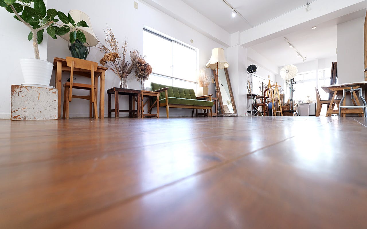 【初台駅8分】ロケや撮影会等の撮影用途やワークショップに最適な自然光が差し込むイベントスペース