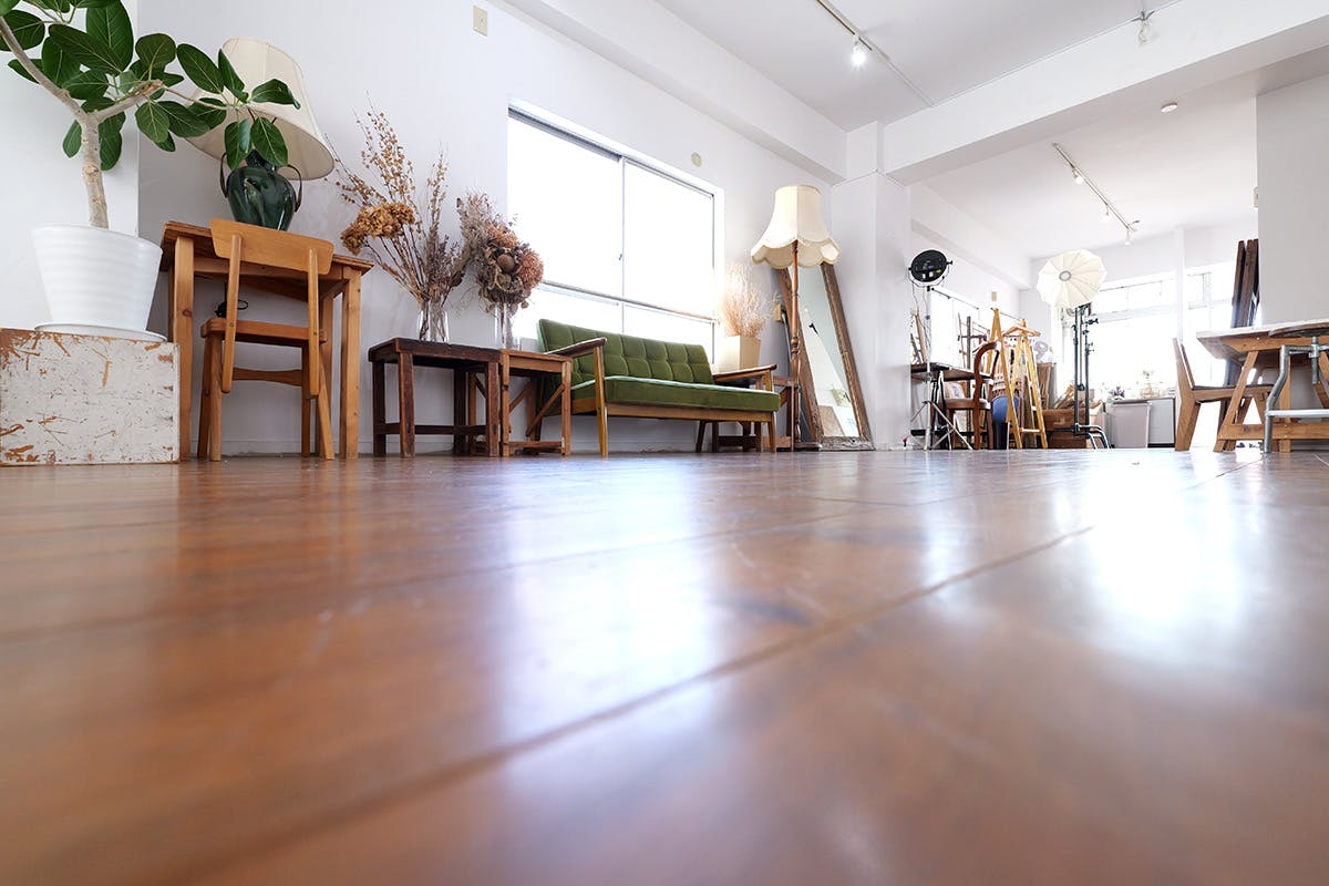 【初台駅8分】ロケや撮影会等の撮影用途やワークショップに最適な自然光が差し込むイベントスペース