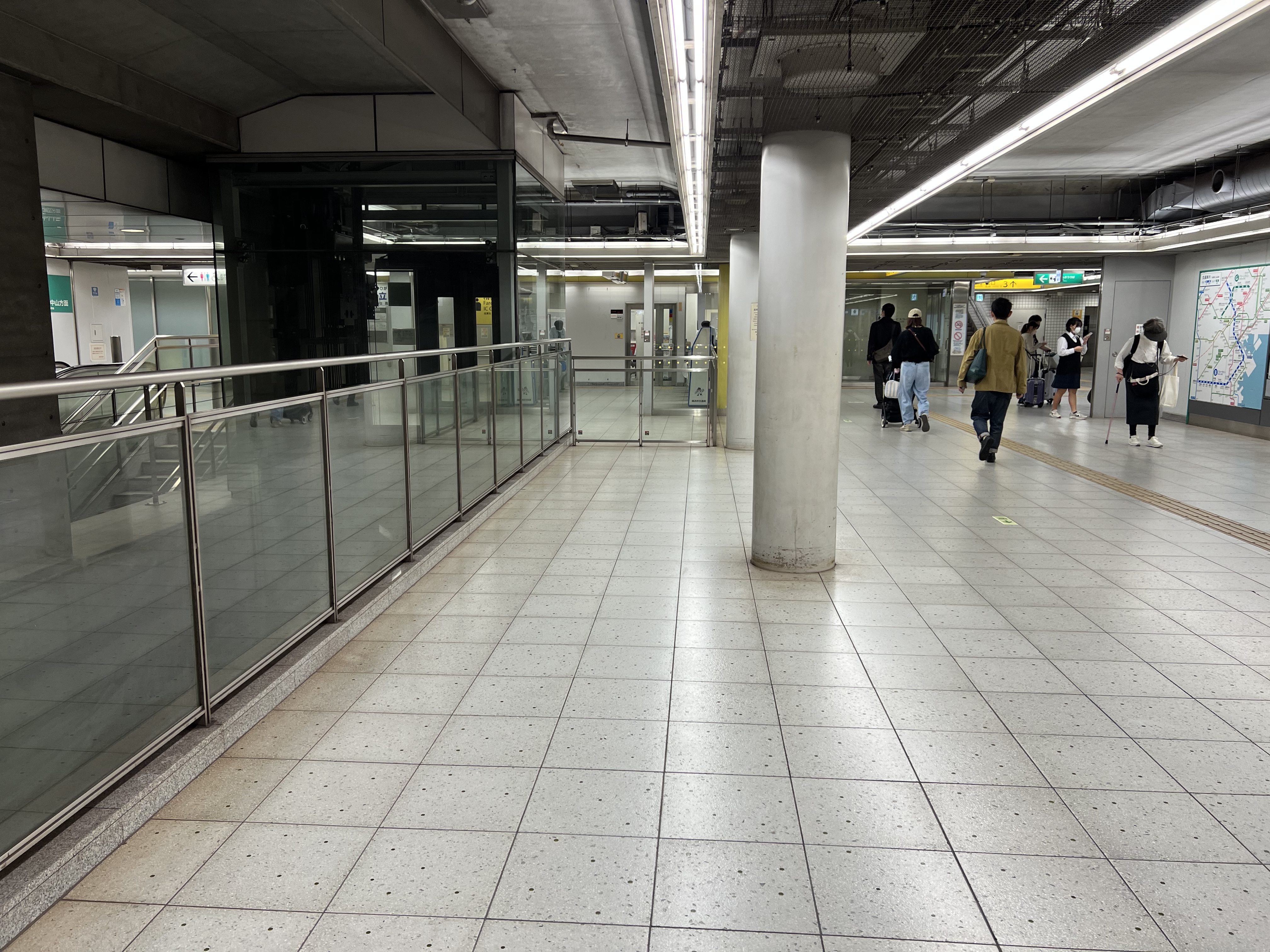 【横浜市営地下鉄グリーンライン高田駅】各種プロモーションや物販、食物販のポップアップストアに最適な改札外すぐ横のイベントスペースの画像7