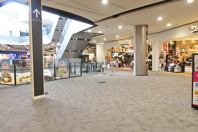 【イオンモール堺鉄砲町】3Fサックスバー前ブリッジ