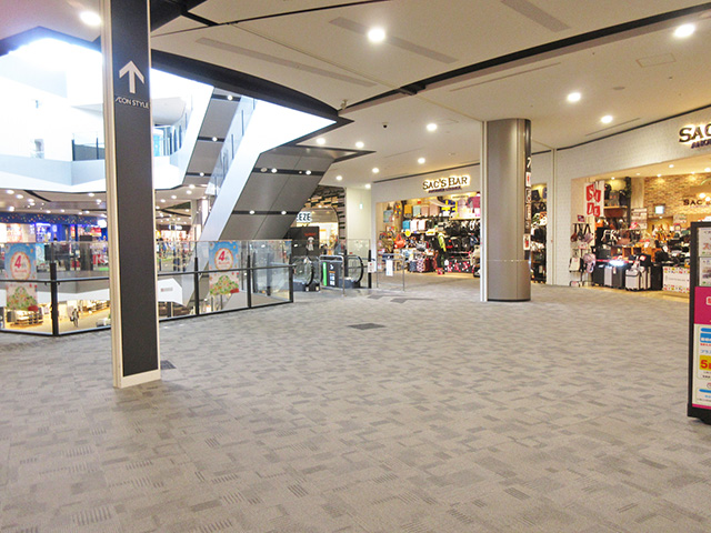 【イオンモール堺鉄砲町】3Fサックスバー前ブリッジ