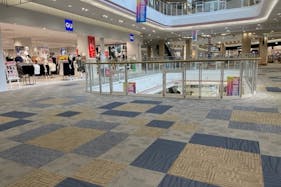 【イオンモール羽生】2階:GU前ブリッジ