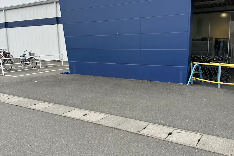 【スーパーセンタートライアル宇城店】キッチンカー(調理営業)出店限定/屋外スペースの画像2