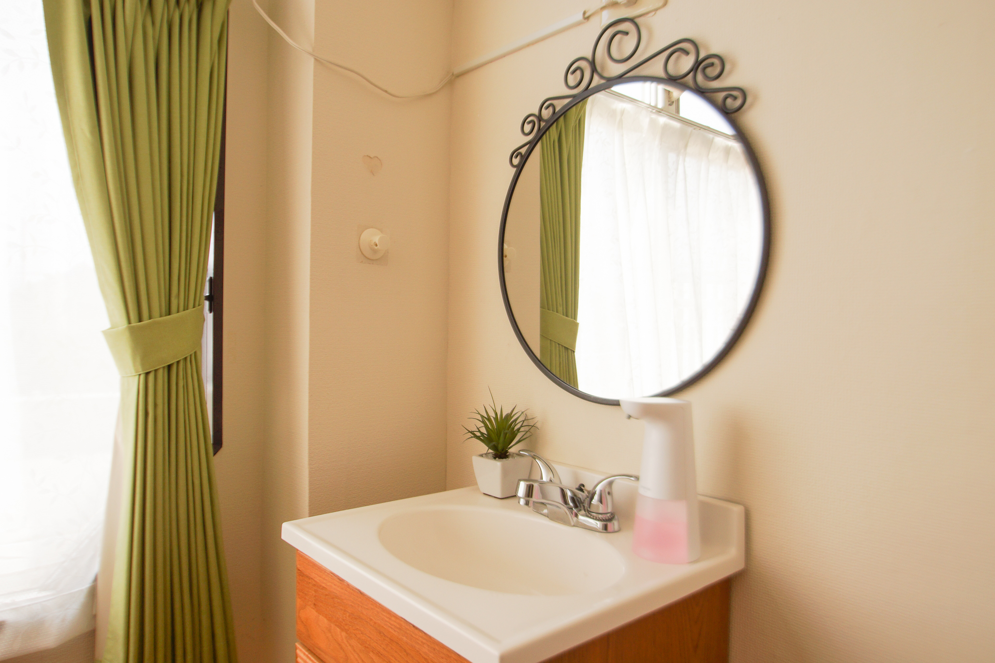 【佐野市駅6分】個人で自由に使えるプライベートシェアサロン