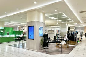 【北千住マルイ】2階 カレンダリウムD05【物販・PRイベント】エスカレーター正面、天井が高く視認性が良い開放感のある区画