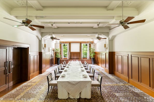 【伏見駅5分】展示会や大型のポップアップストアに最適な広さが63㎡あるレンタルスペース