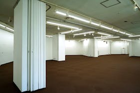 【銀座駅2分/全面】個展やグループ展等のアートギャラリー用途、招待制のアパレル展示販売会等に最適なイベントスペース