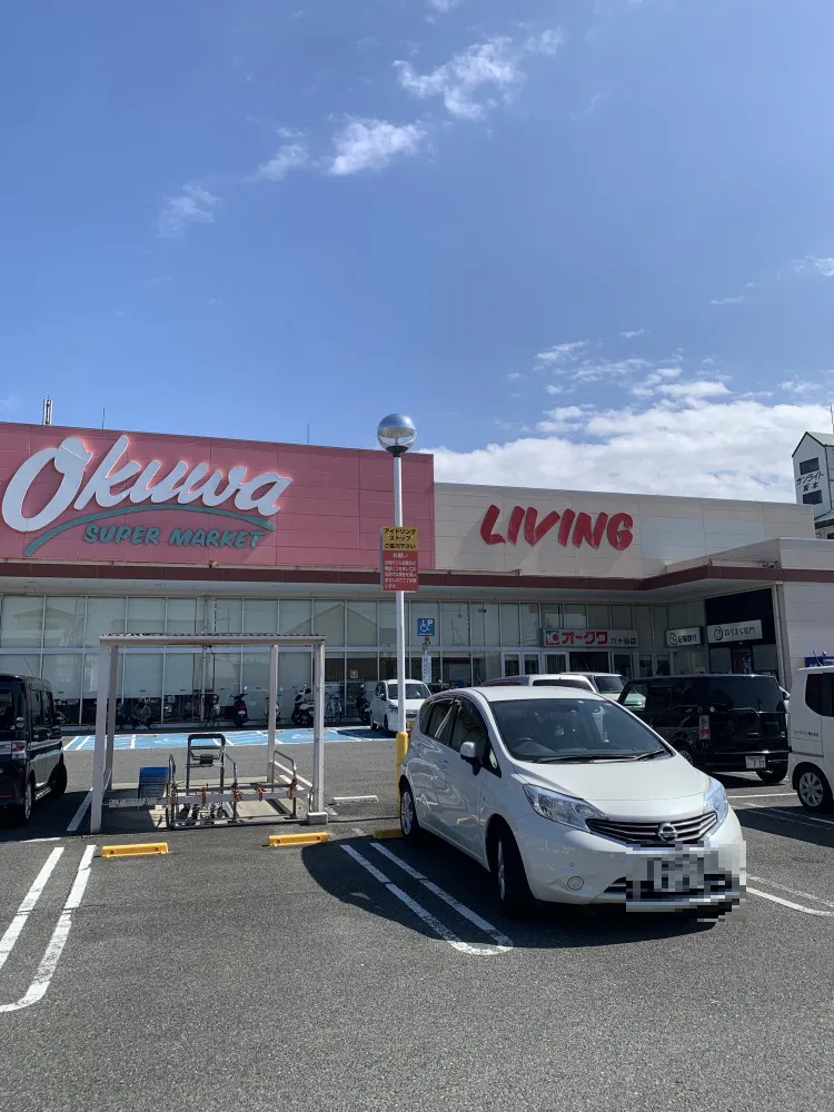 【オークワ六十谷】プロモーションに最適な風除室スペース