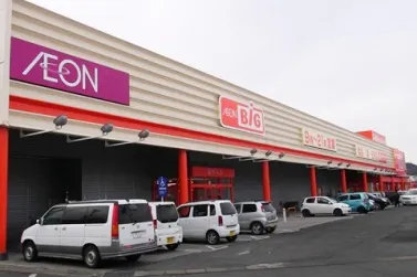 【イオンタウンしおだ野】各種物販イベントやプロモーションイベントに最適な通行量の多い商業施設入口軒下のイベントスペース