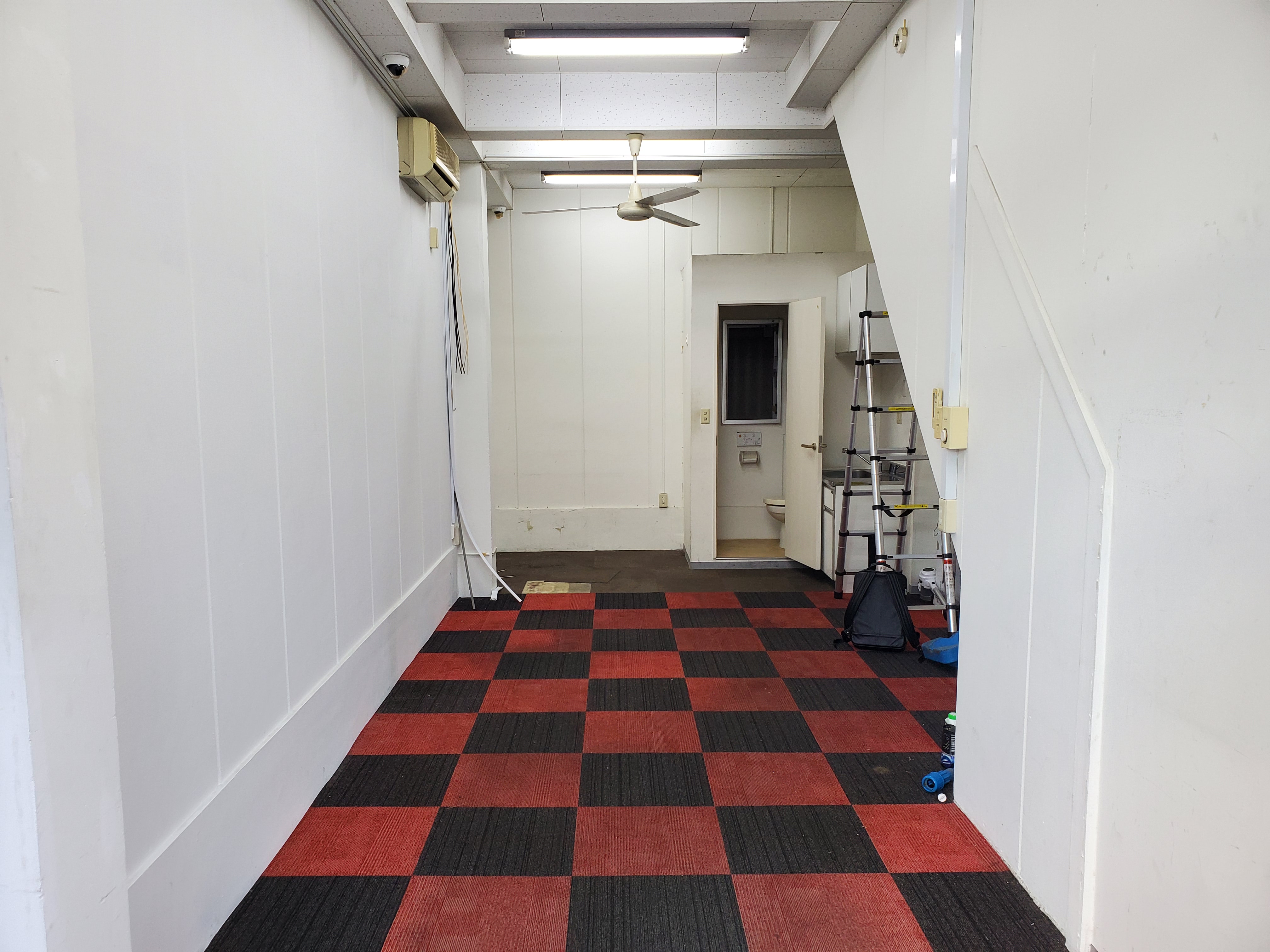 ポップなデザインの床です