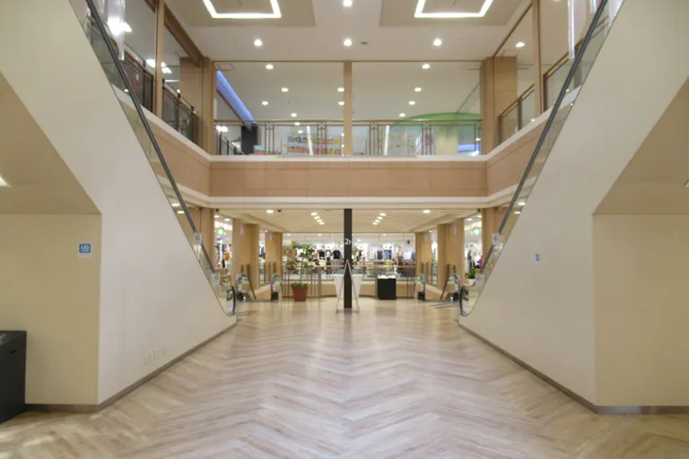 【イオンモール秋田】2F 未来屋書店前の画像2