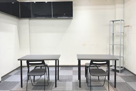 【自由が丘ひかり街|36号】服飾雑貨グッズの展示販売、ポップアップストアに適した自由が丘の商店街内イベントスペース(什器レンタル 無料)