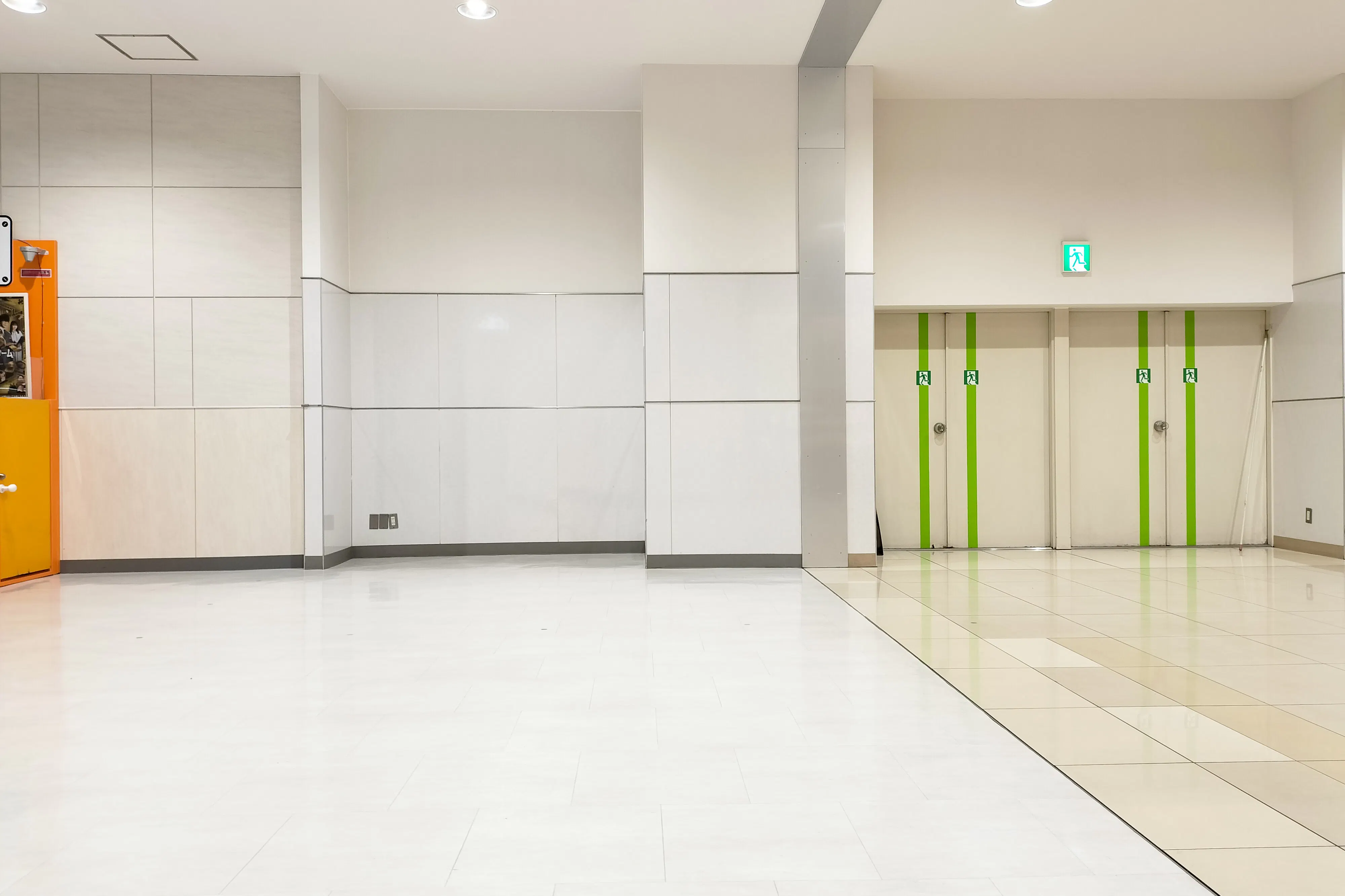 【イオンモール川口前川】ミスタードーナツ前