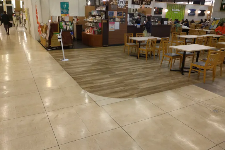 【イオン北見店】フードコート入口の画像2