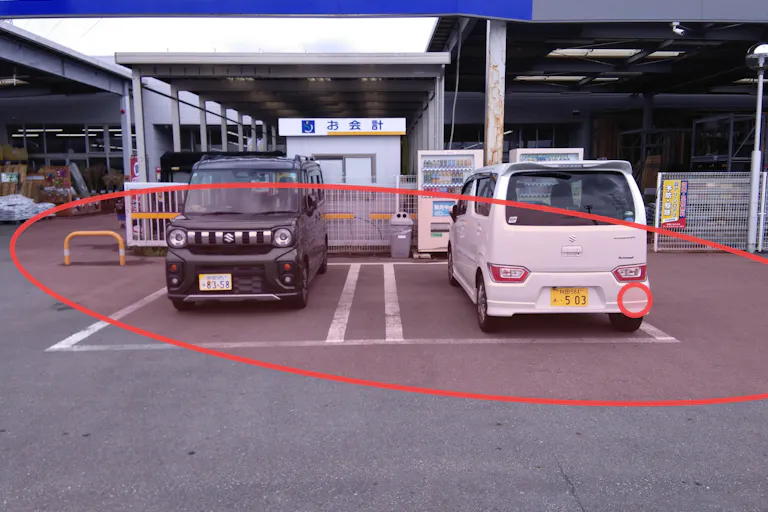 【サンデー秋田御野場店】屋外駐車場 キッチンカーの出店に最適なホームセンター内駐車場の屋外イベントスペースの画像1