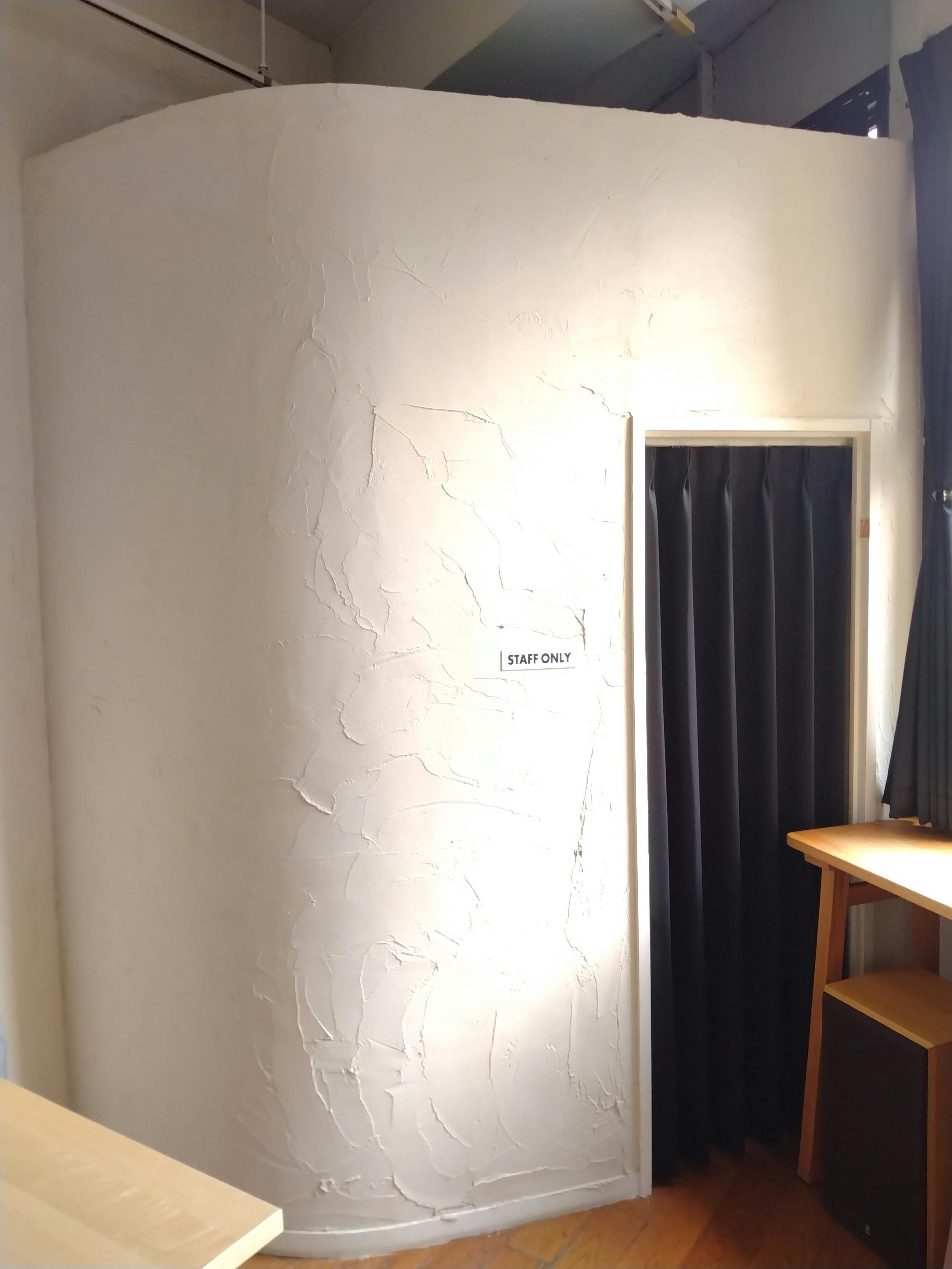 個室ブースあり、試着室に最適