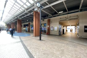 【ビーンズ赤羽C】赤羽駅直結施設でキッチンカー等の車両出店者を募集!高架下で雨に濡れずに出店可能