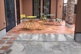 【千歳船橋駅5分】展示会やワークショップに最適な充実の備品・什器で使い勝手が良い路面スペース