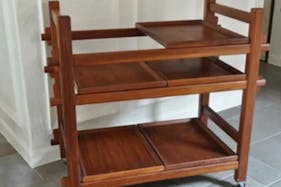 【千歳船橋駅5分】展示会やワークショップに最適な充実の備品・什器で使い勝手が良い路面スペース