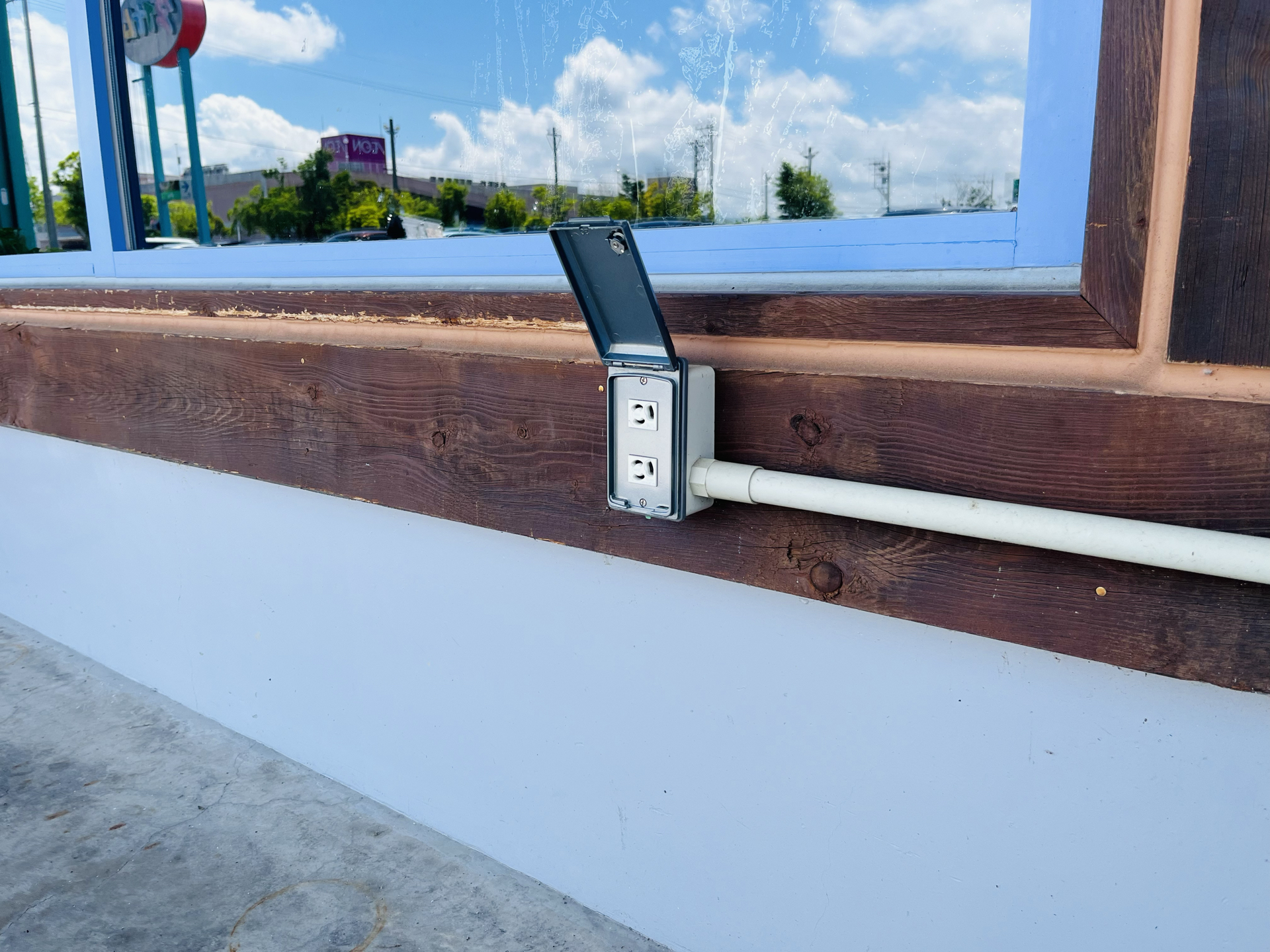 【ダイナム石川加賀店】キッチンカーや各種プロモーションイベントでの出店に最適なアミューズメント施設のイベントスペースの画像6