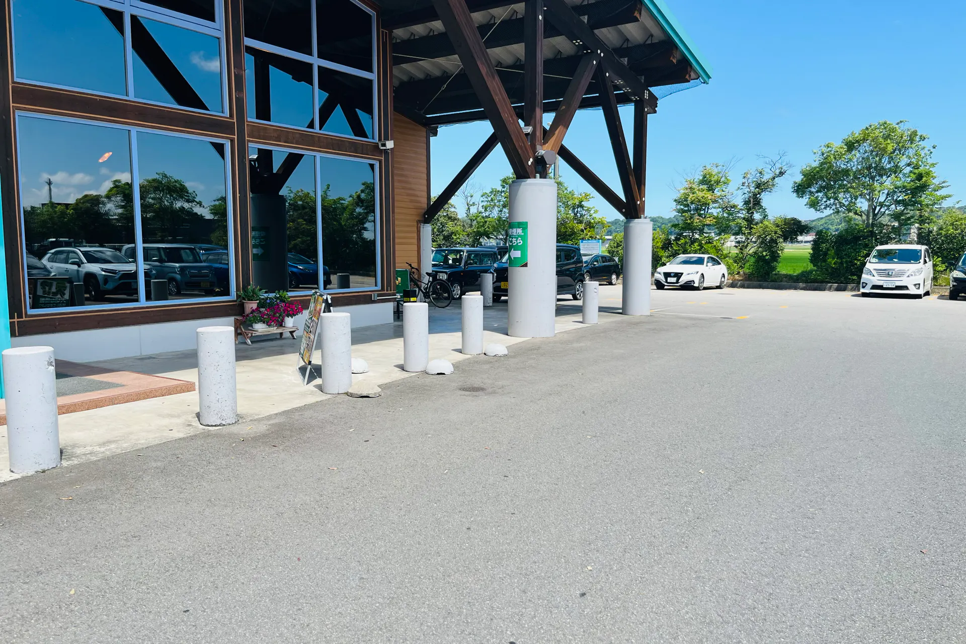 【ダイナム石川加賀店】キッチンカーや各種プロモーションイベントでの出店に最適なアミューズメント施設のイベントスペース