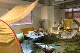 【馬喰横山駅1分】撮影会やオフサイトミーティング、招待制のイベントに最適な屋内グランピングが可能なレンタルスペース