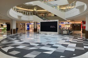 【イオンモール岡崎】1F セントラルコート