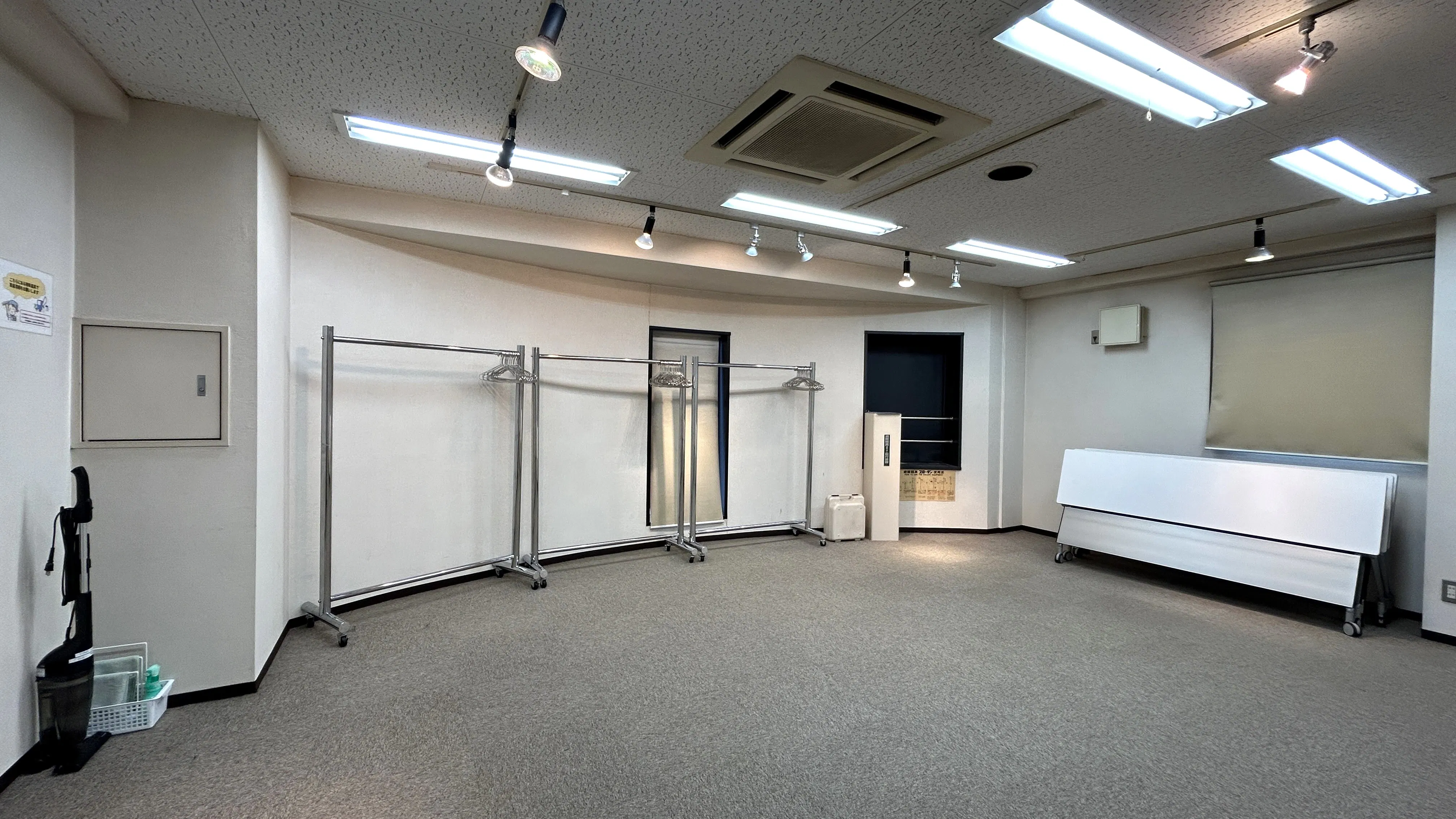 【TIME SHARING 田原町 USUI ANNEX｜田原町駅5分】企画に合わせてレイアウトを変えられる6階イベントスペース