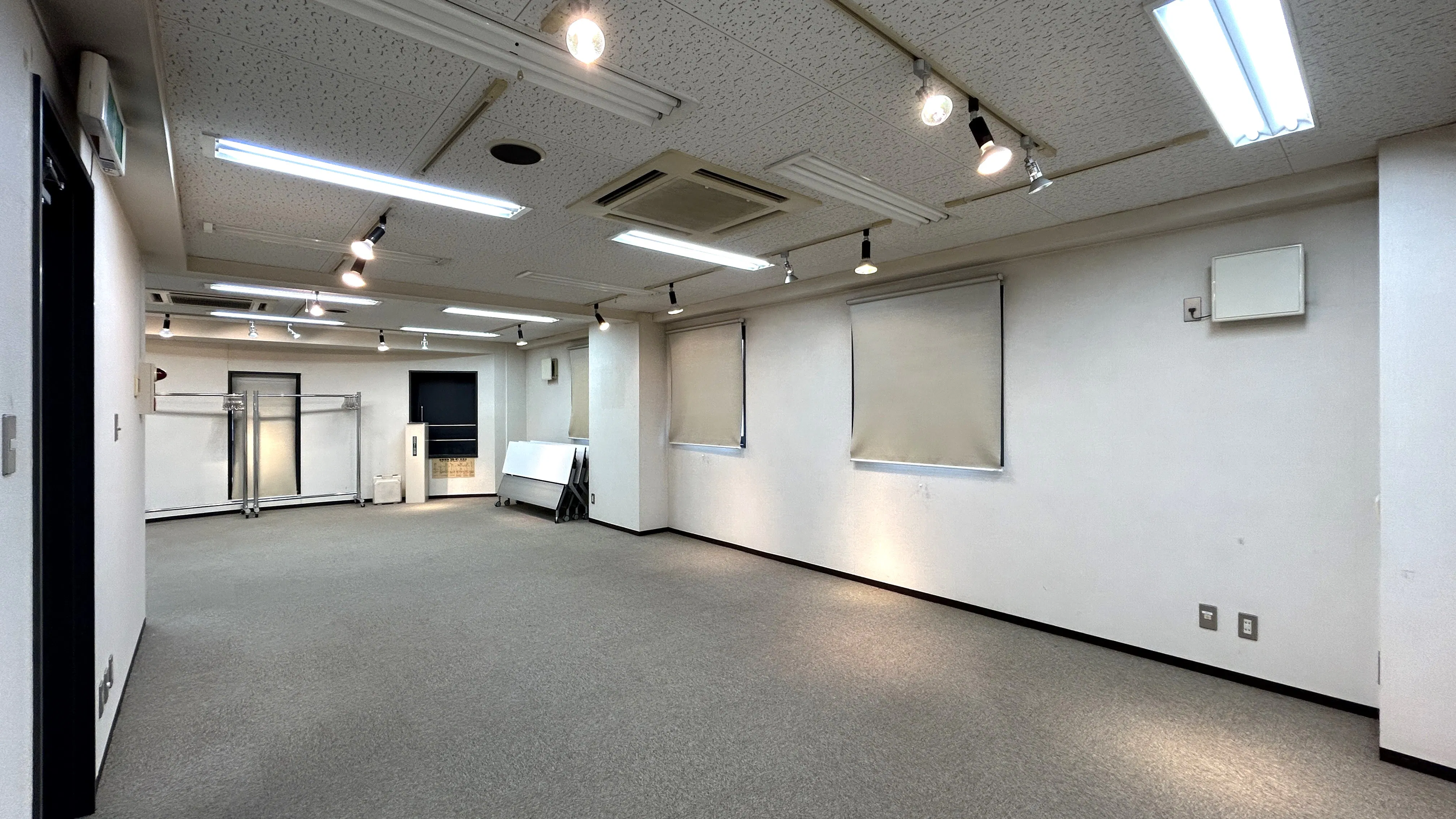 【TIME SHARING 田原町 USUI ANNEX｜田原町駅5分】企画に合わせてレイアウトを変えられる6階イベントスペース