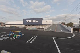 【スーパーセンタートライアル唐津店】キッチンカー(調理営業)出店限定/屋外スペース