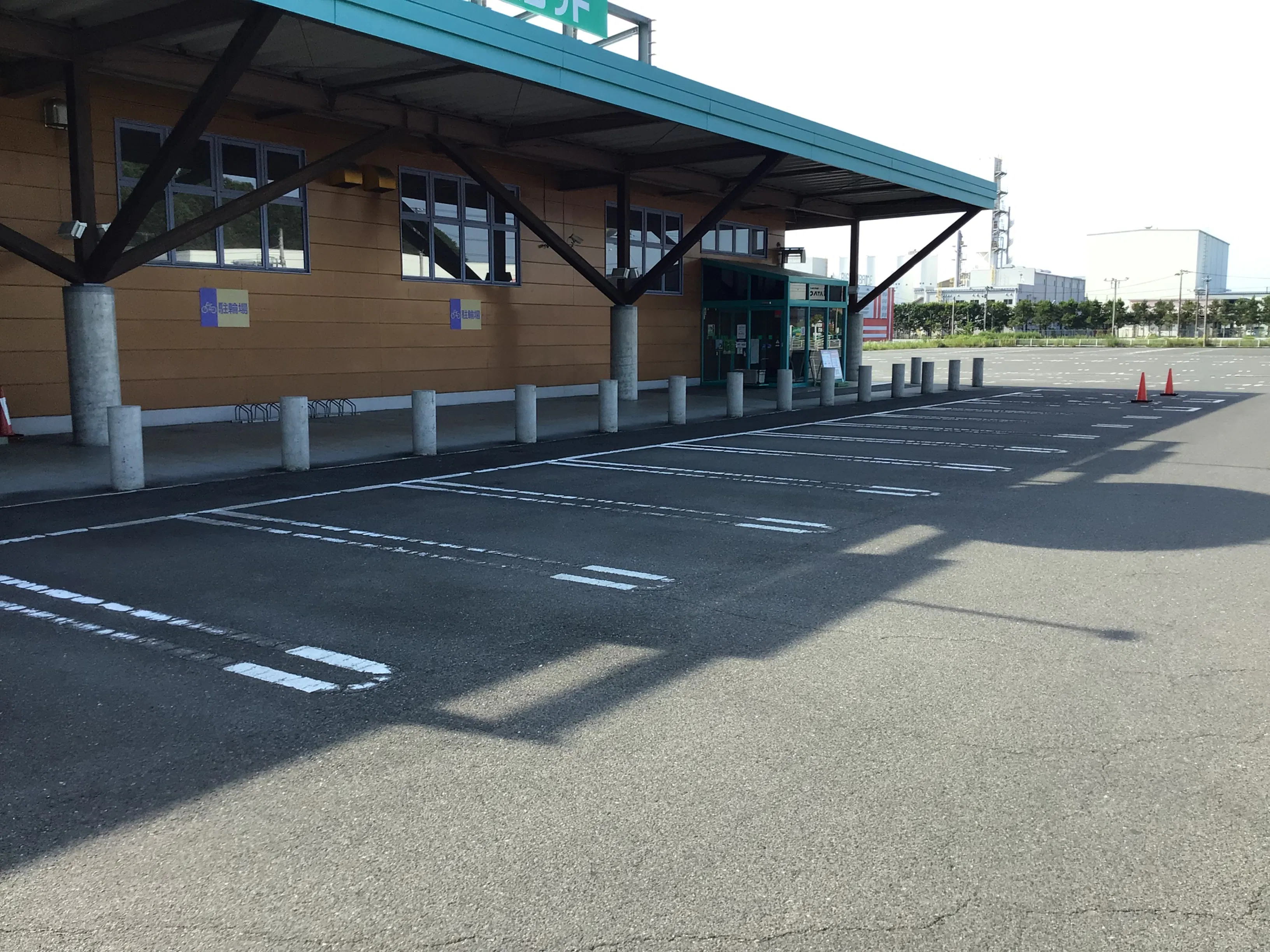 【福島いわき錦店】キッチンカーの開催に最適なアミューズメント施設のイベントスペース