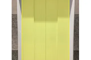 【イオンモール上尾】モール内広告 エレベーター扉(3-A)