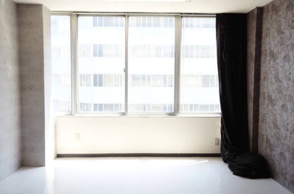 【なんば駅5分】展示会や撮影に適したモダンでシックな雰囲気のスタジオスペース