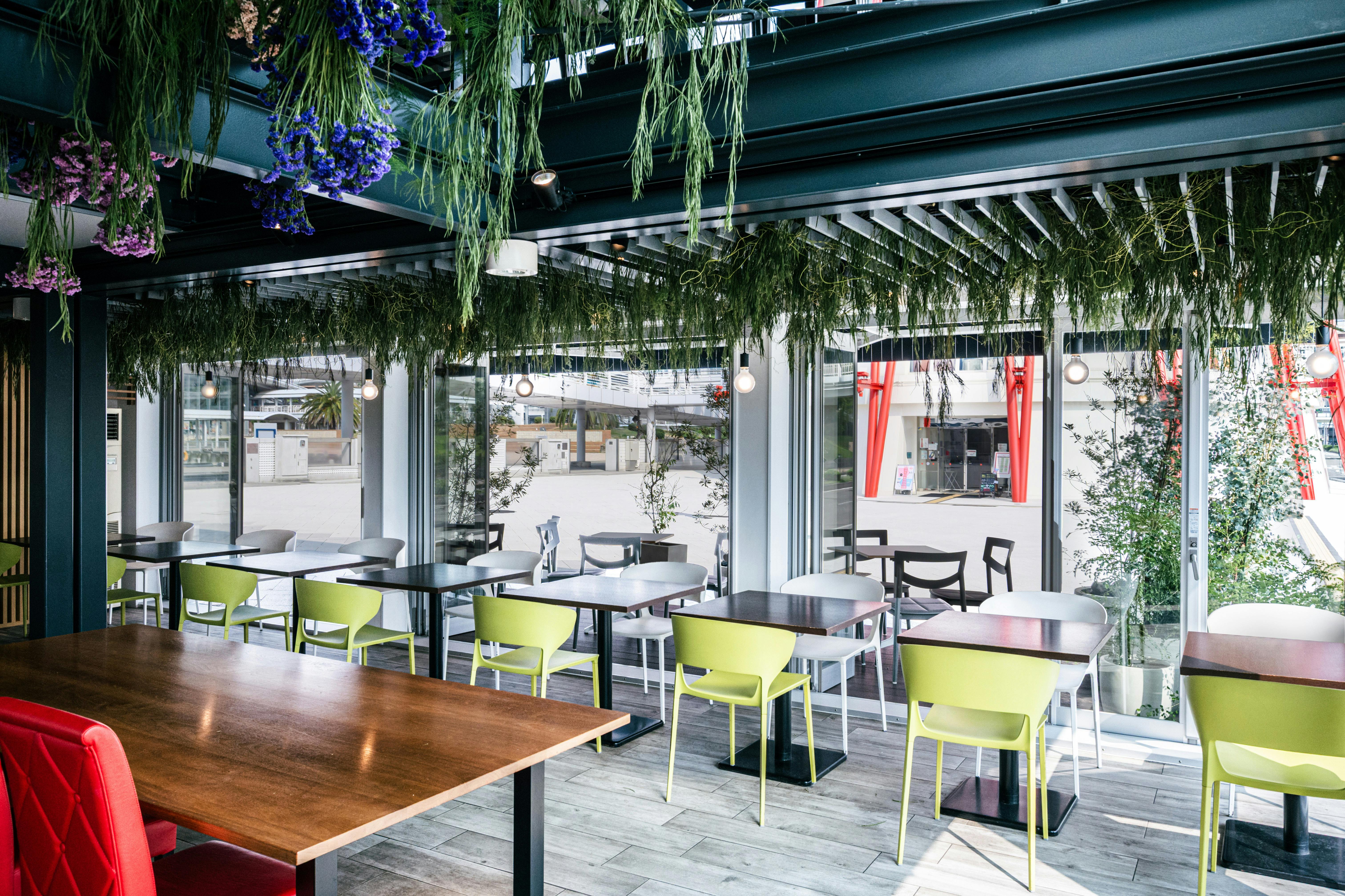 【神戸ポートタワー目の前】海が見える開放的レストランスペース|撮影・パーティー・イベント可