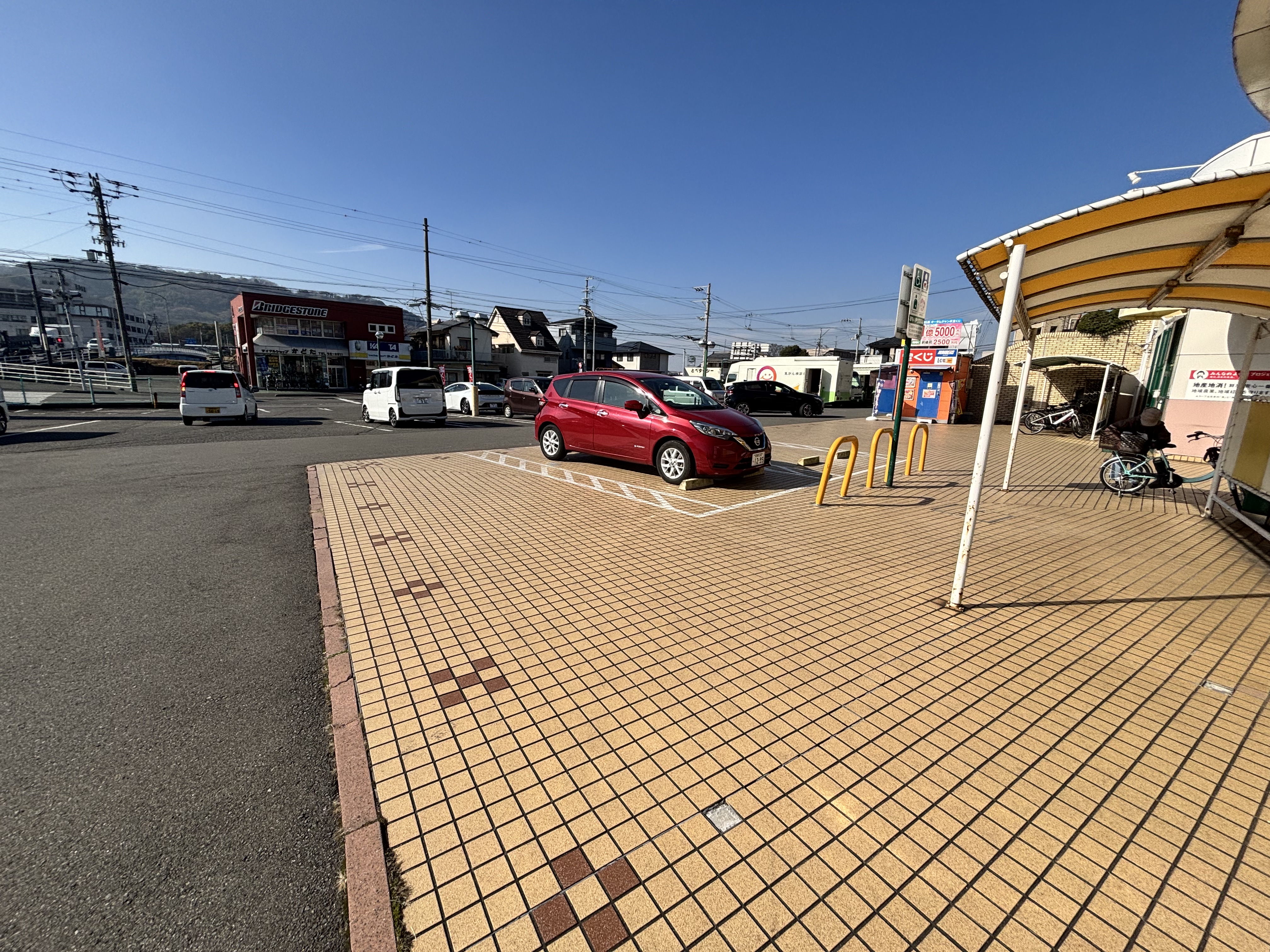 【Aコープ城南店】キッチンカー出店や販促イベントに最適な屋外駐車場スペース