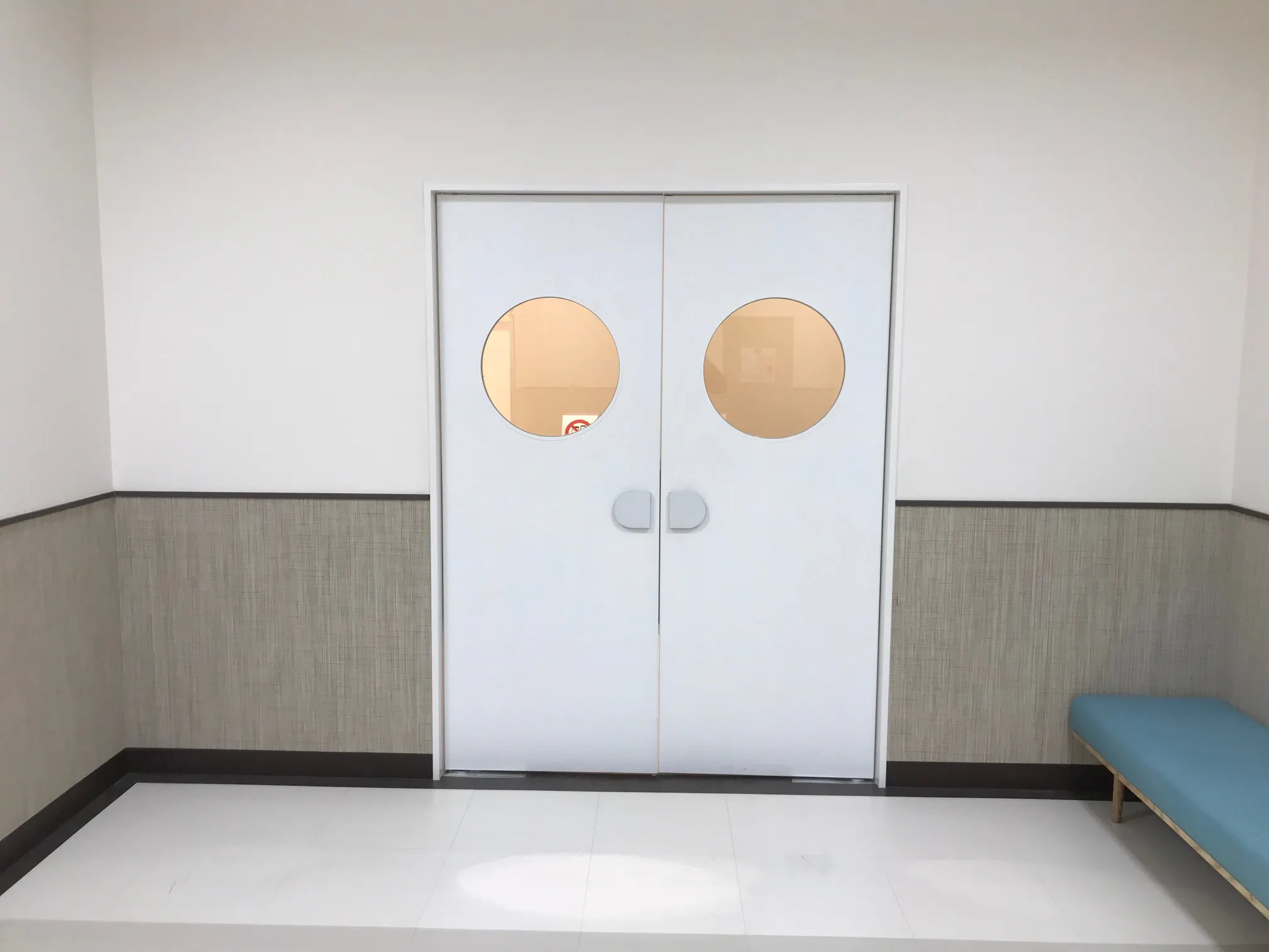 【アゼリアモール】ファッション・アパレルの販売会場、音楽やアートイベント撮影やワークショップに適したグランドピアノも完備した約400㎡のホールイベントスペース