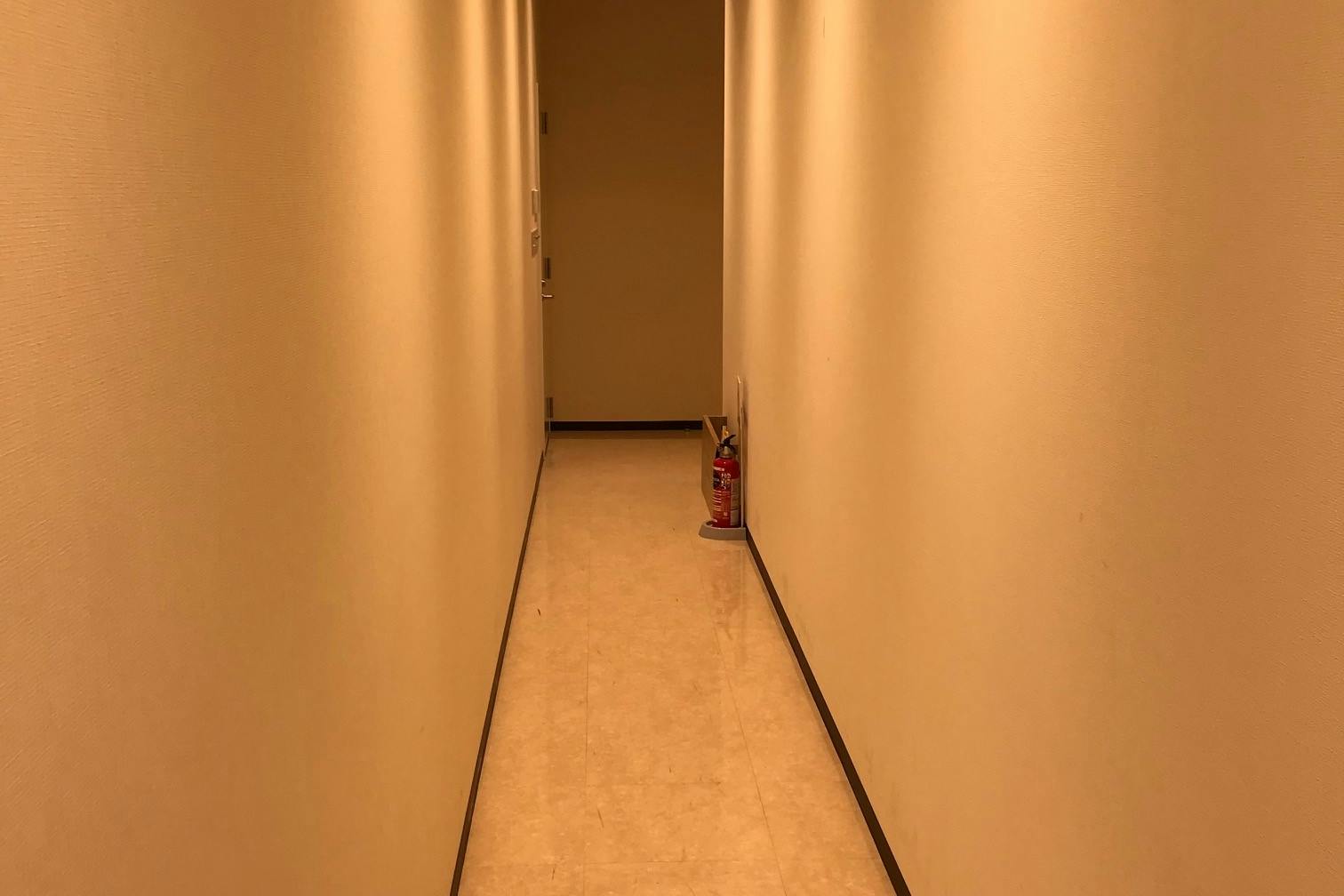 ステージ裏通路
