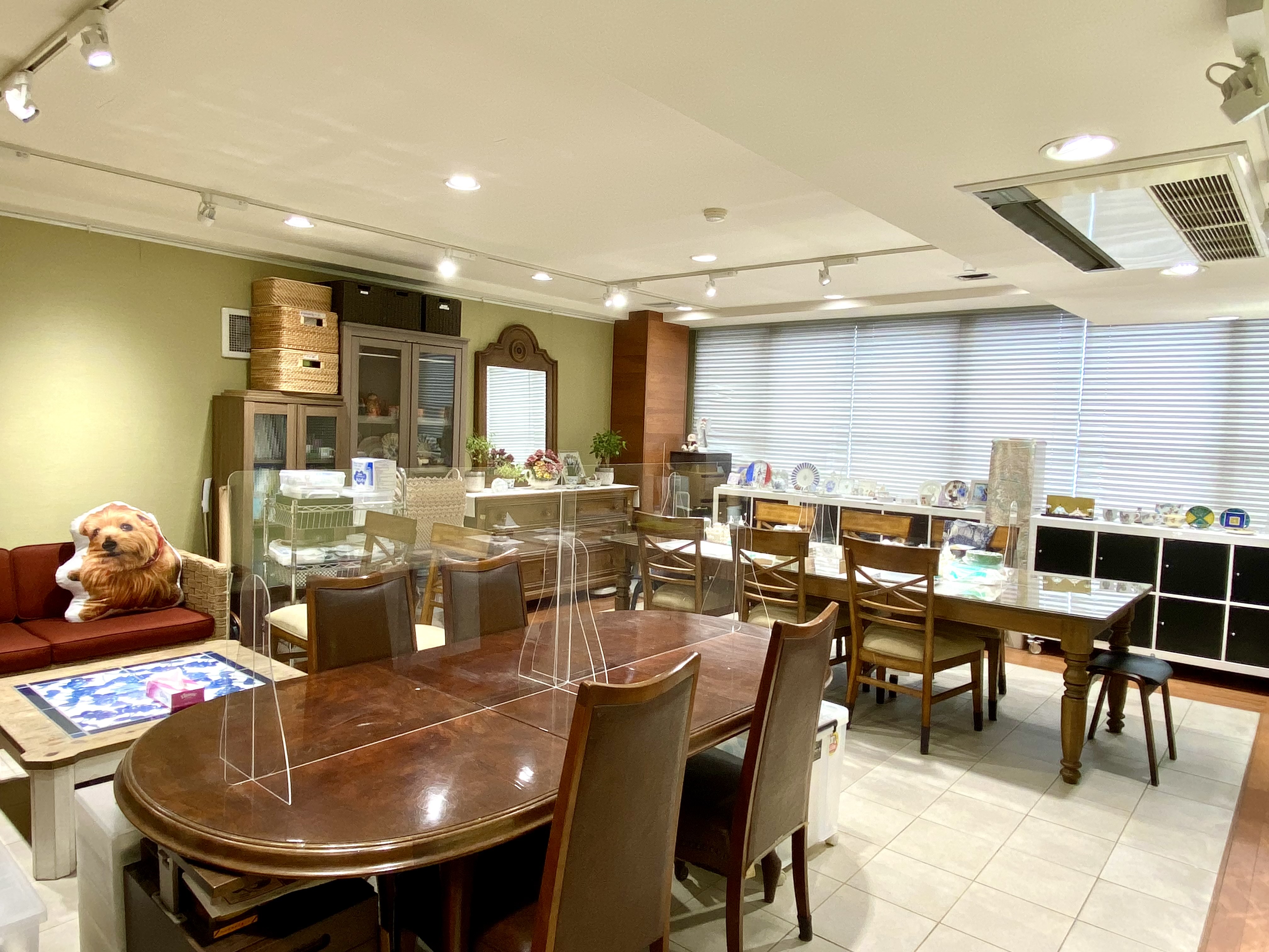 控え室②（同ビル内８階）